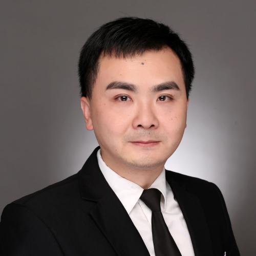 Wei Jiang headshot