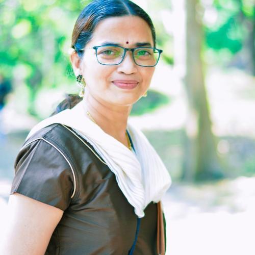 Hemangee Kapoor