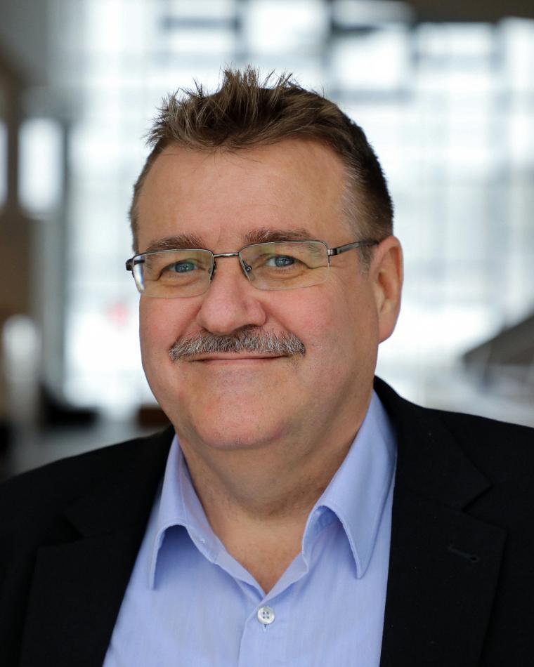 Wolfgang Ecker