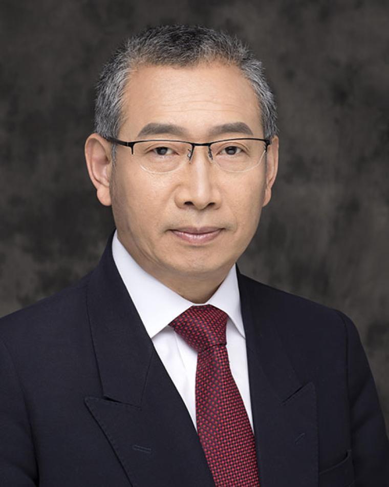 Huazhong Yang
