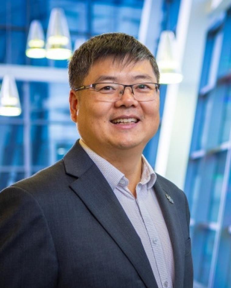Jinjun Xiong