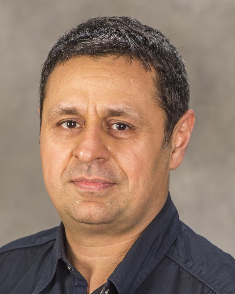 Arash Komaee