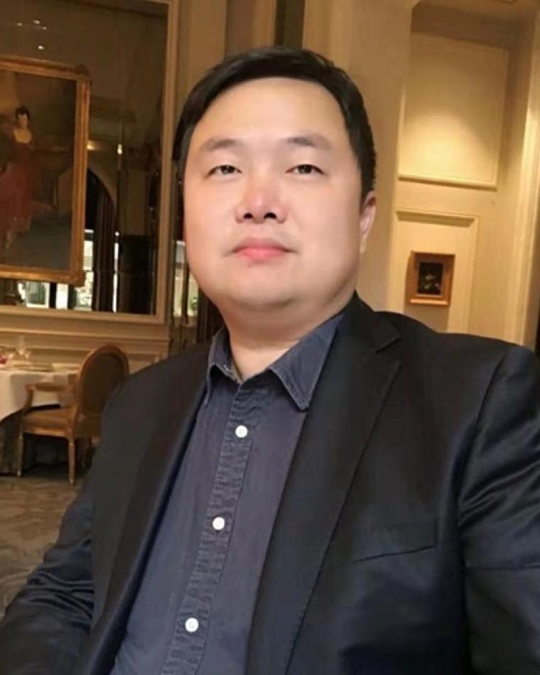 Shiyan Hu