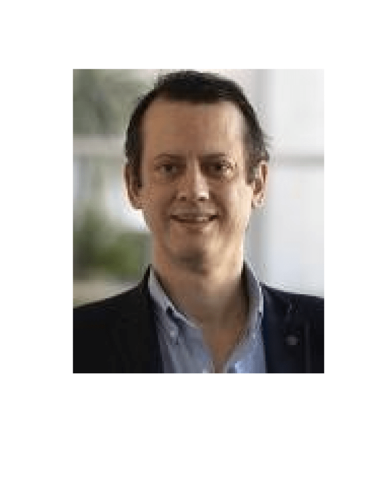 Alfredo Arnaud headshot
